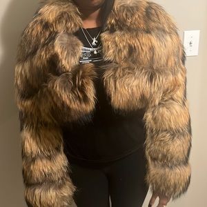 Authentic fox fur cropped jacket.
